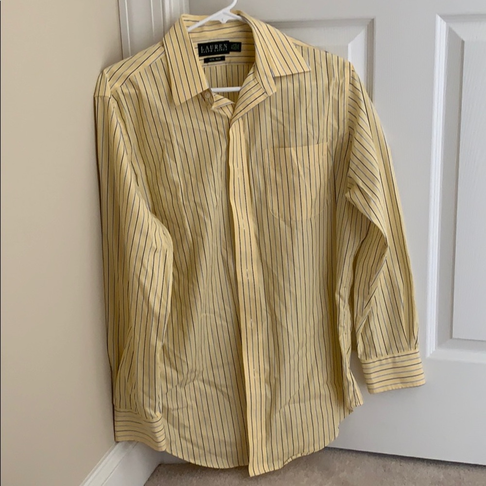Like new Ralph Lauren button down shirt
